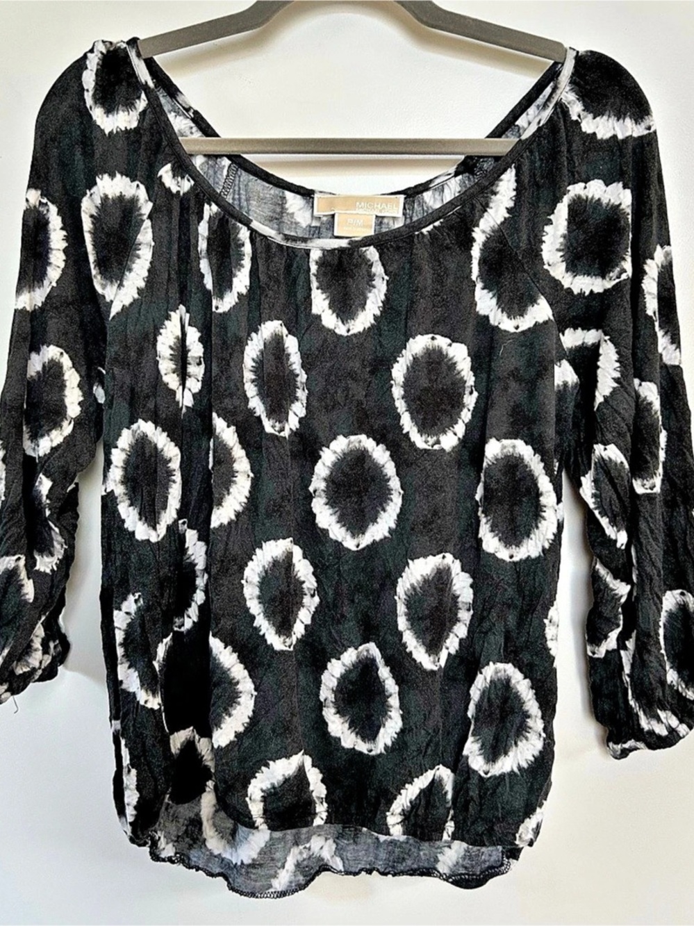 Michael Kors Abstract Print Blouse in Black & White Size Medium Like New